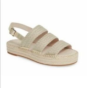 Caslon sandals never worn